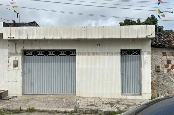 Vendo casa no Bairro Coroado 
