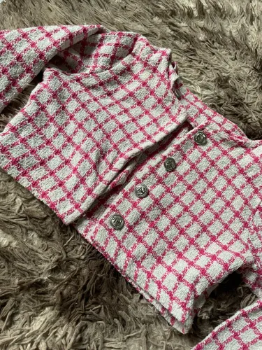 Casaco feminino xadrez rosa e branco