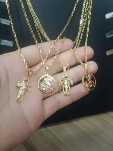Corrente banhada a ouro