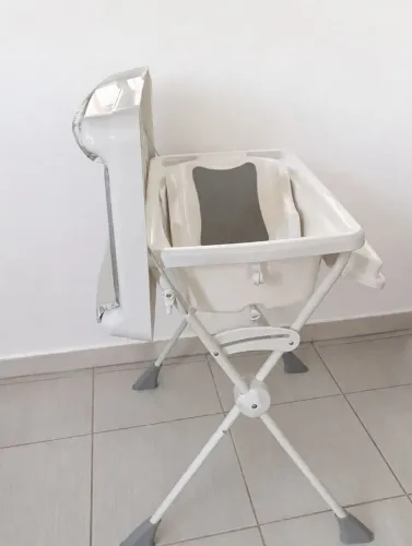 Banheira com trocador