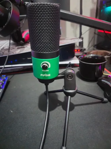 Microfone fifine k669 + shock mount + pop filter