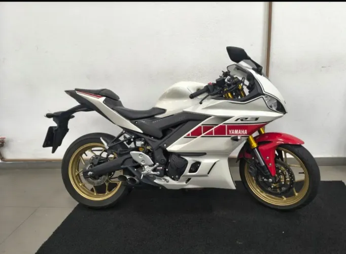Yamaha R3 2023 Vendo/Troco