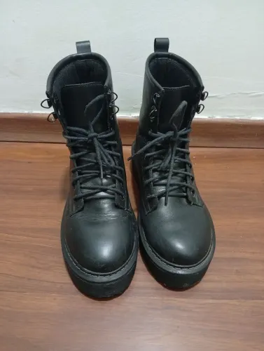 Bota de couro 