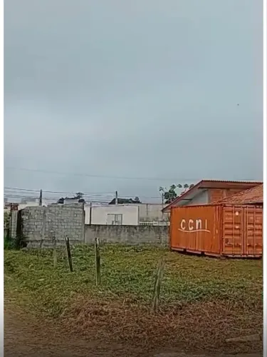 Terreno de esquina em Balneário Piçarras -SC