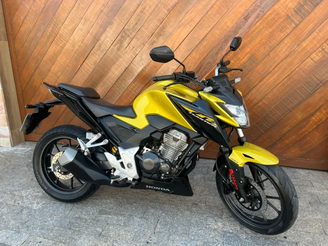 CB 300F TWISTER SEMINOVA