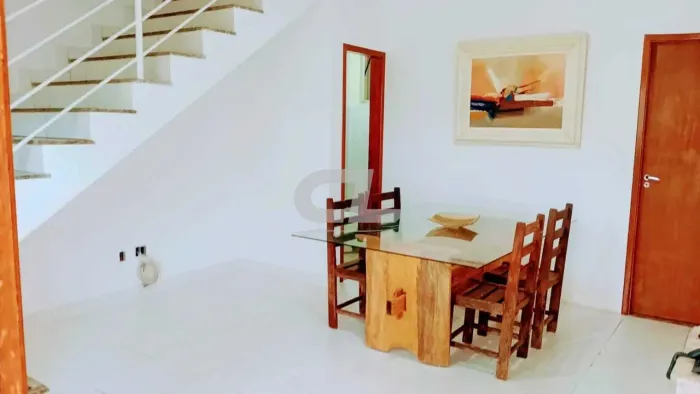 Casa, 2 quartos, 3 vagas
