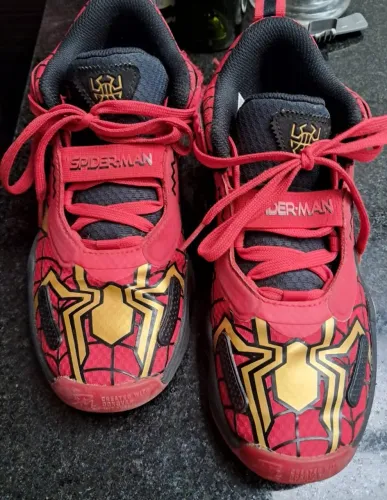 TENIS ADIDAS HOMEM ARANHA ORIGINAL