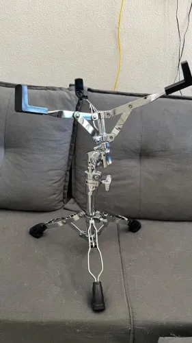 Estante de caixa Mapex 600 Mars