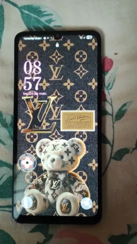 Vende-se celular A06 com nota fiscal 