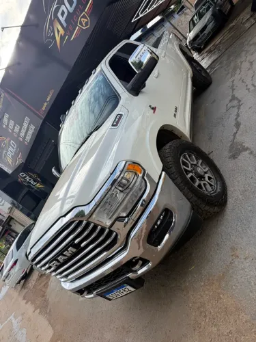 Ram 3500 Limited Longhorn 6.7 TB CD Diesel 2024