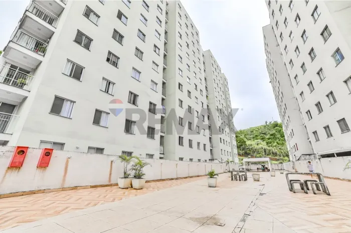 Apartamento 2 quartos, com elevador e minimercado