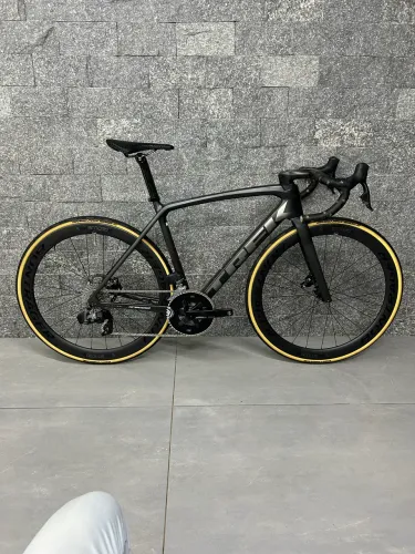 Trek Émonda SLR - Tamanho 54 - SRAM Rival AXS 12v