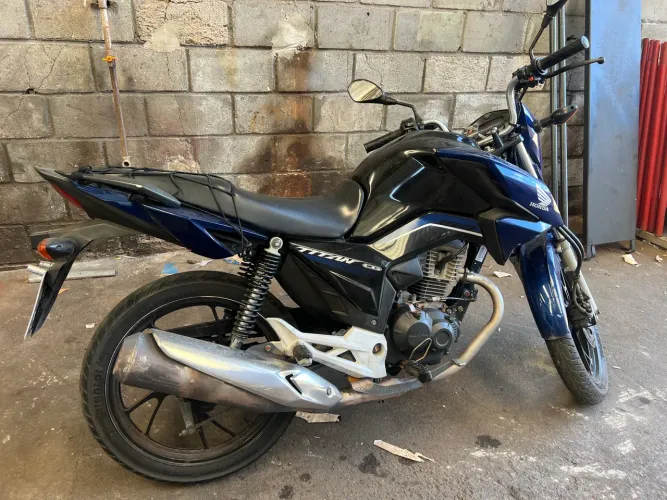 Vendo CG160 Titan