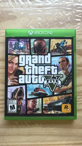 GTA V com mapa e manual para Xbox One