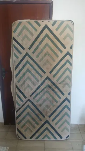 Cama de solteiro 