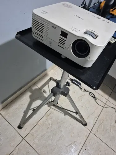 PROJETOR NEC