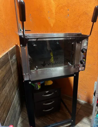 Forno elétrico industrial