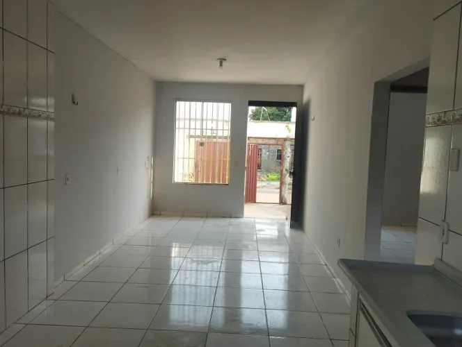 OPORTUNIDADE casa 2/4 na 1206s por R$1460,00 com IPTU