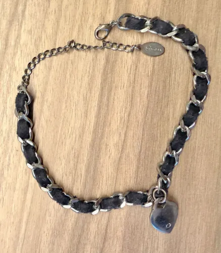 Pulseira Guess corda e prateada