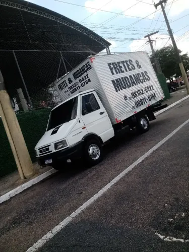 Mudanças/ fretes. Sergio Lamas.
