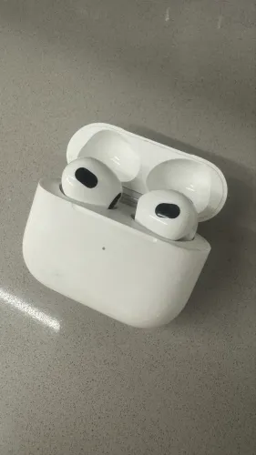 AirPods 3