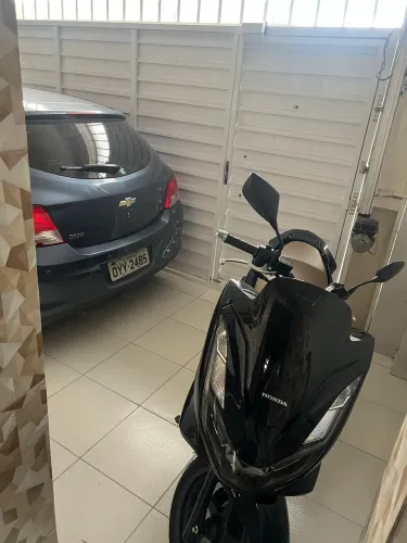 PCX 160 DLX