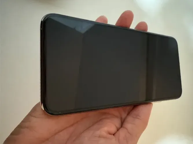 ? iPhone 11 Pro Max Gold - Estou vendendo meu iPhone 11 Pro Max Gold (64 GB)