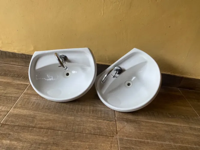 Pia para banheiro completa