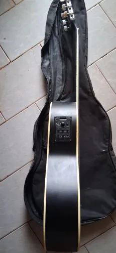 Vendo violão 