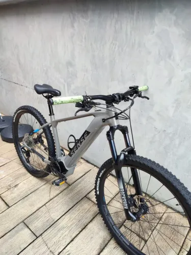 Bicicleta elétrica Sense