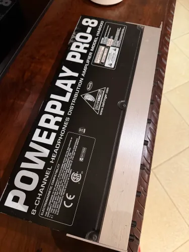Behringer PowerPlay Pro 8