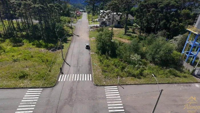 Terreno de Esquina à Venda no Loteamento Jardim Europa  Vila Olinda  Nova Petrópolis/RS RE