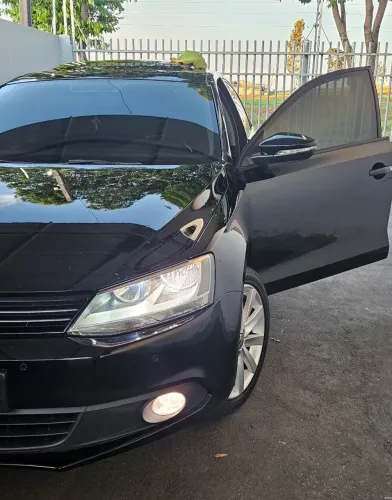 Volkswagen Jetta Comfortline 2.0 T.flex 8V 4P Tipt. 2012