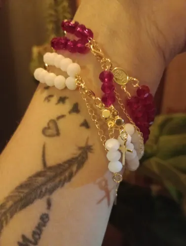 Pulseira terço D&Déia biju artesanal