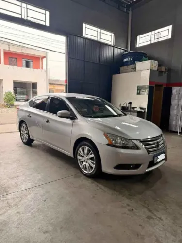 Nissan Sentra SL 2.0/ 2.0 Flex Fuel 16V Aut. 2015