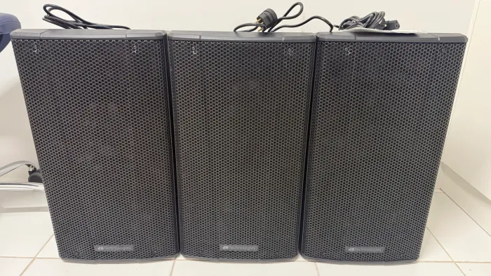 Caixa de som ativa DB technologies B-hype12 R$7499