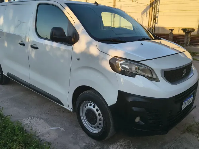 Peugeot Expert Business Pack 1.6 Turbo Diesel 2021