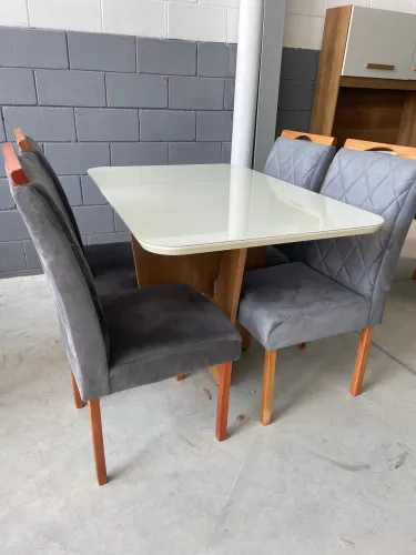 Mesa De Jantar Retangular Base Centralizada Com 4 Cadeiras PROMOÇÃO 