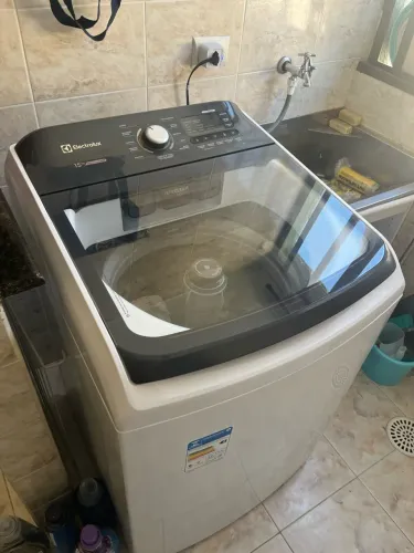 Máquina de Lavar Electrolux LEC15