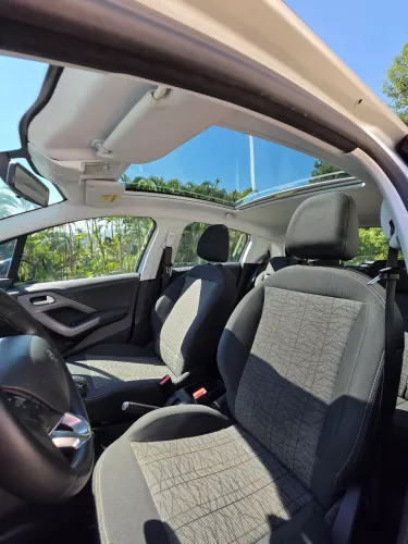 Peugeot 208 Allure 1.2 Flex 12V 5P Mec. 2020