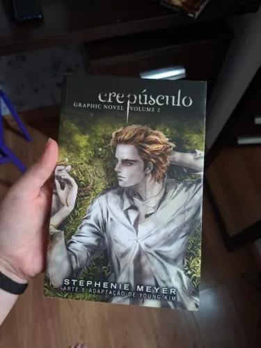 Edição colecionador: Graphic Novel Crepúsculo Volume 1 e 2