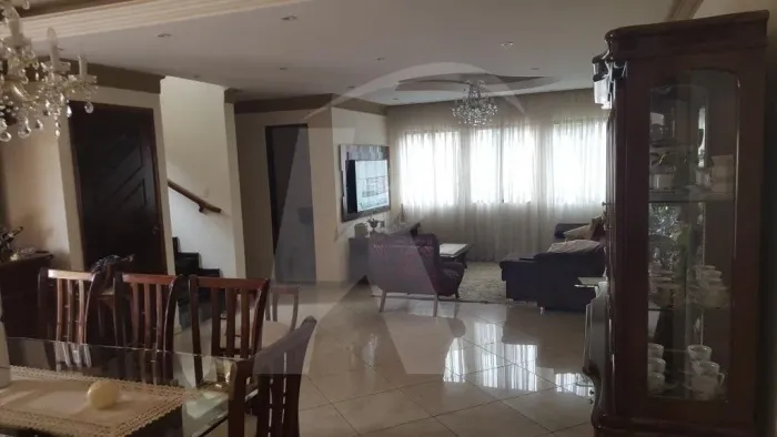 Excelente Sobrado na Vila Maria de alto padrão em localização privilegiada