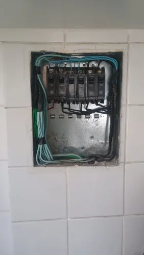 BR SOLUÇÕES Manutenção e instalação residencial