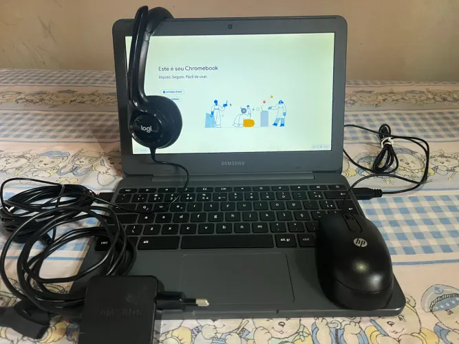 Notebook Chromebook Samsung + Fone Logitech + Mouse Hp
