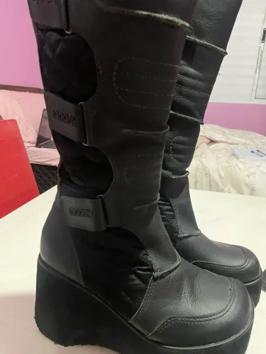 Bota goofy preta, y2k, 35