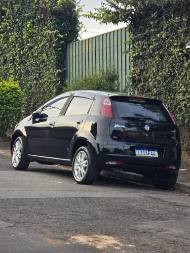Fiat Punto Essence 1.6 Flex 16V 5P 2012