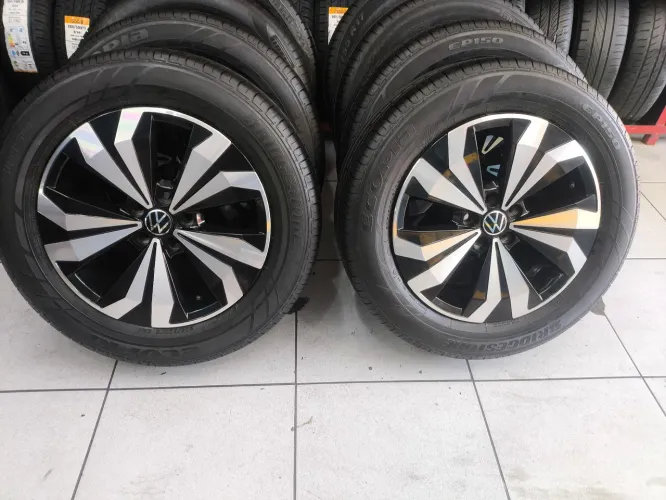 Rodas aro 16 t Cross com pneu Bridgestone
