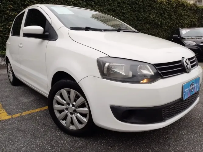 Volkswagen Fox 1.6 MI Total Flex 8V 5P 2014