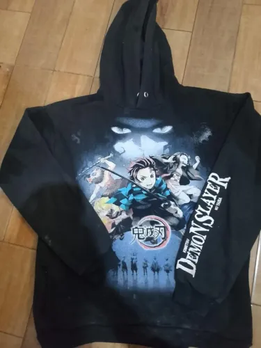 Blusa anime preta com