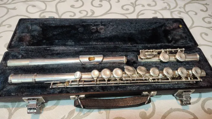 Flauta transversal Yamaha japonesa 225S